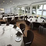 Sixtus Sinatur Hotel&konference Hotel 4*