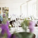 Sixtus Sinatur Hotel&konference 4*