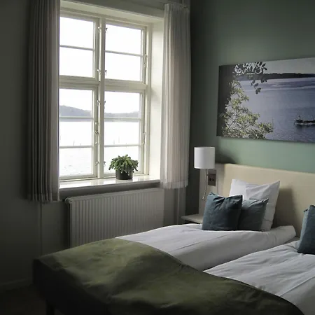 西克斯图斯希纳托会议酒店 酒店 4*