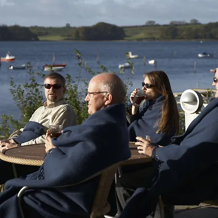 西克斯图斯希纳托会议酒店 酒店 米泽尔法特