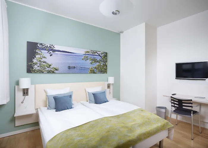 Sixtus Sinatur & Konference Hotel 4*