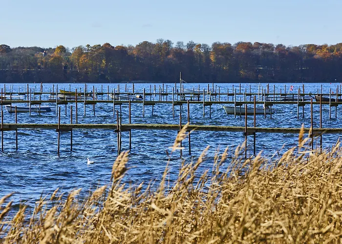 Sixtus Sinatur & Konference Hotel 4*